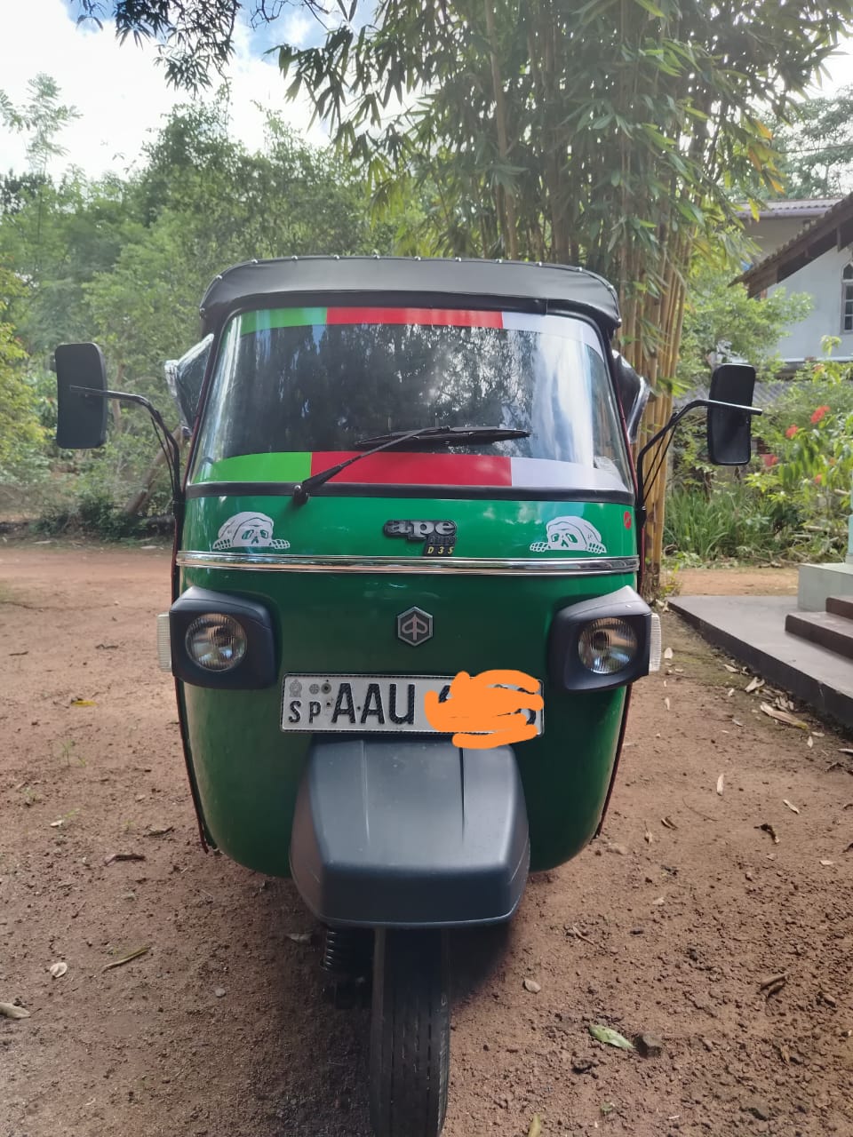 Piaggio Three Wheel 2014 - භාවිතා කරන ලද ත්‍රිරෝද රථය sale in Sri Lanka - patpat.lk