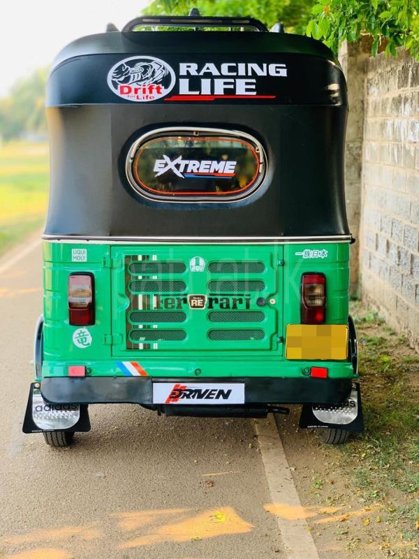 Bajaj Three Wheel 2016 - Used Three wheeler sale in Sri Lanka - patpat.lk