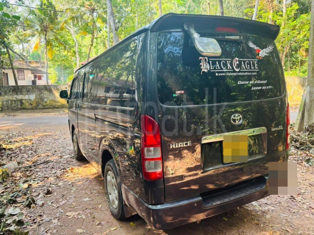 Toyota Hiace 2012 - பயன்படுத்தப்பட்டது வேன் sale in Sri Lanka - patpat.lk
