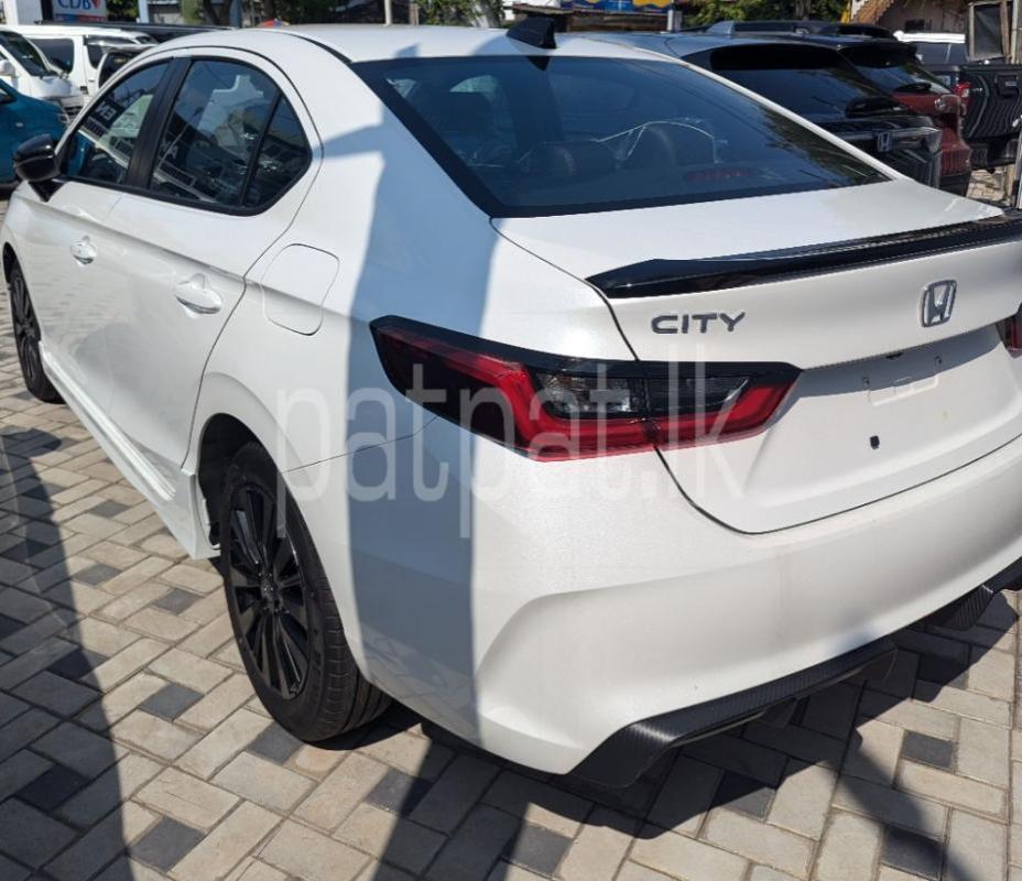 Advertisement image 3