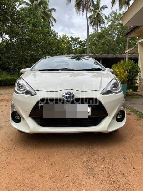 Toyota Aqua 2016 - பயன்படுத்தப்பட்டது கார் sale in Sri Lanka - patpat.lk
