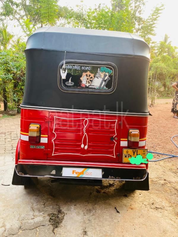 Bajaj Three Wheel 2011 - பயன்படுத்தப்பட்டது முச்சக்கர வண்டி sale in Sri Lanka - patpat.lk