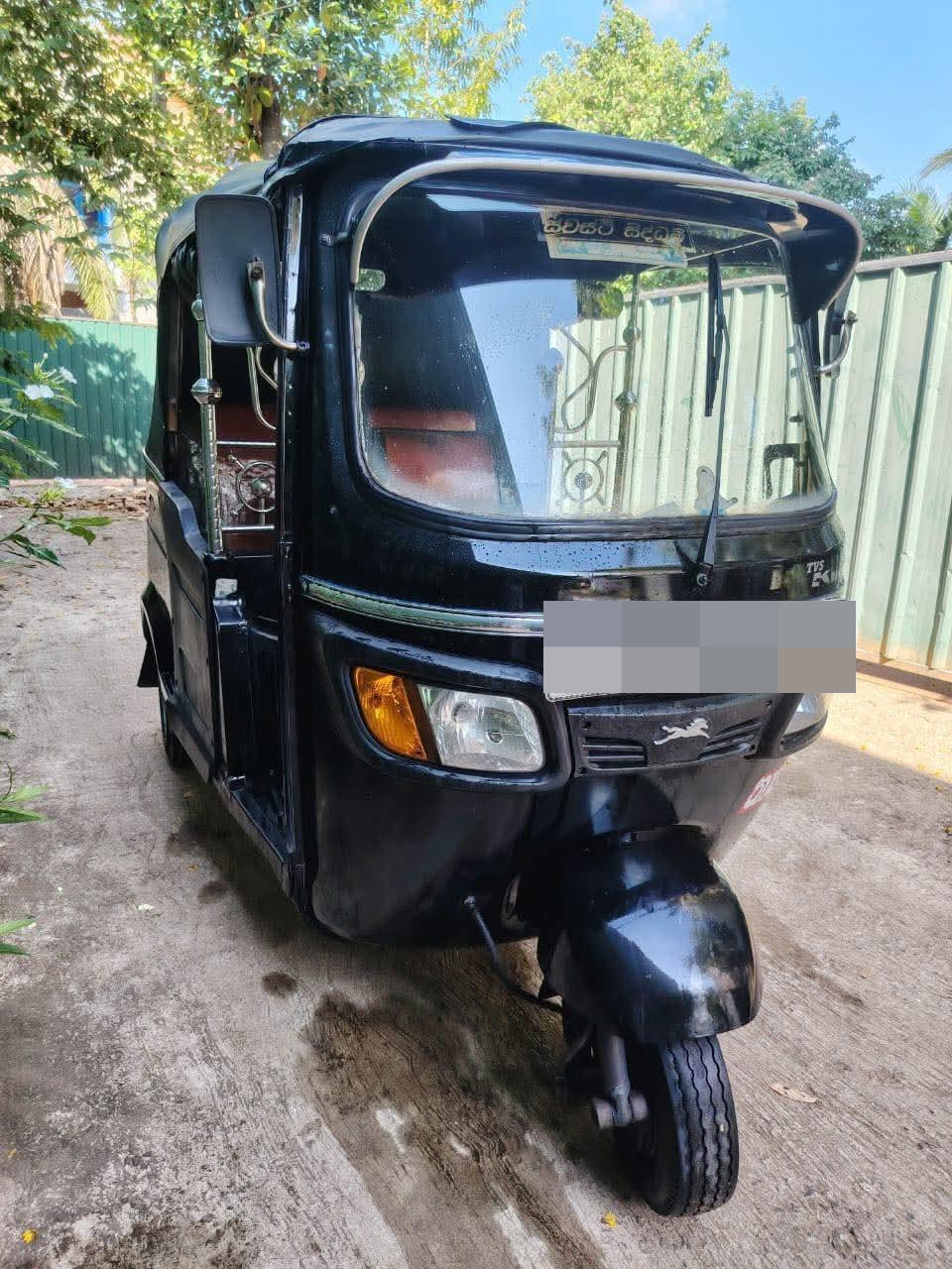 TVS Three Wheel 2012