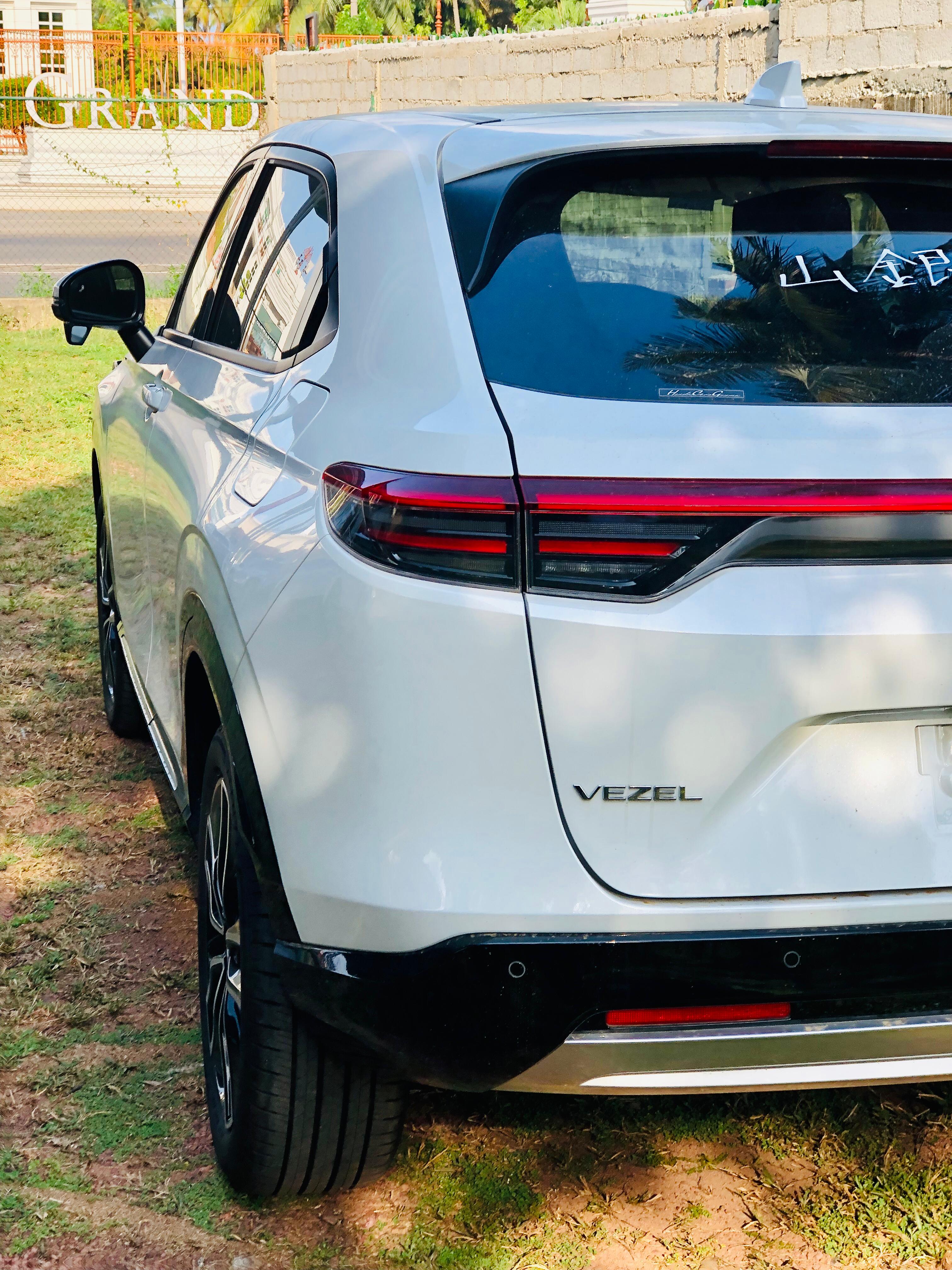 Honda Vezel 2025 - භාවිතා කරන ලද SUV රථය sale in Sri Lanka - patpat.lk