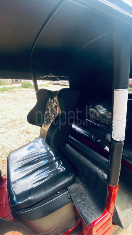 Bajaj Three Wheel 2017 - பயன்படுத்தப்பட்டது முச்சக்கர வண்டி sale in Sri Lanka - patpat.lk