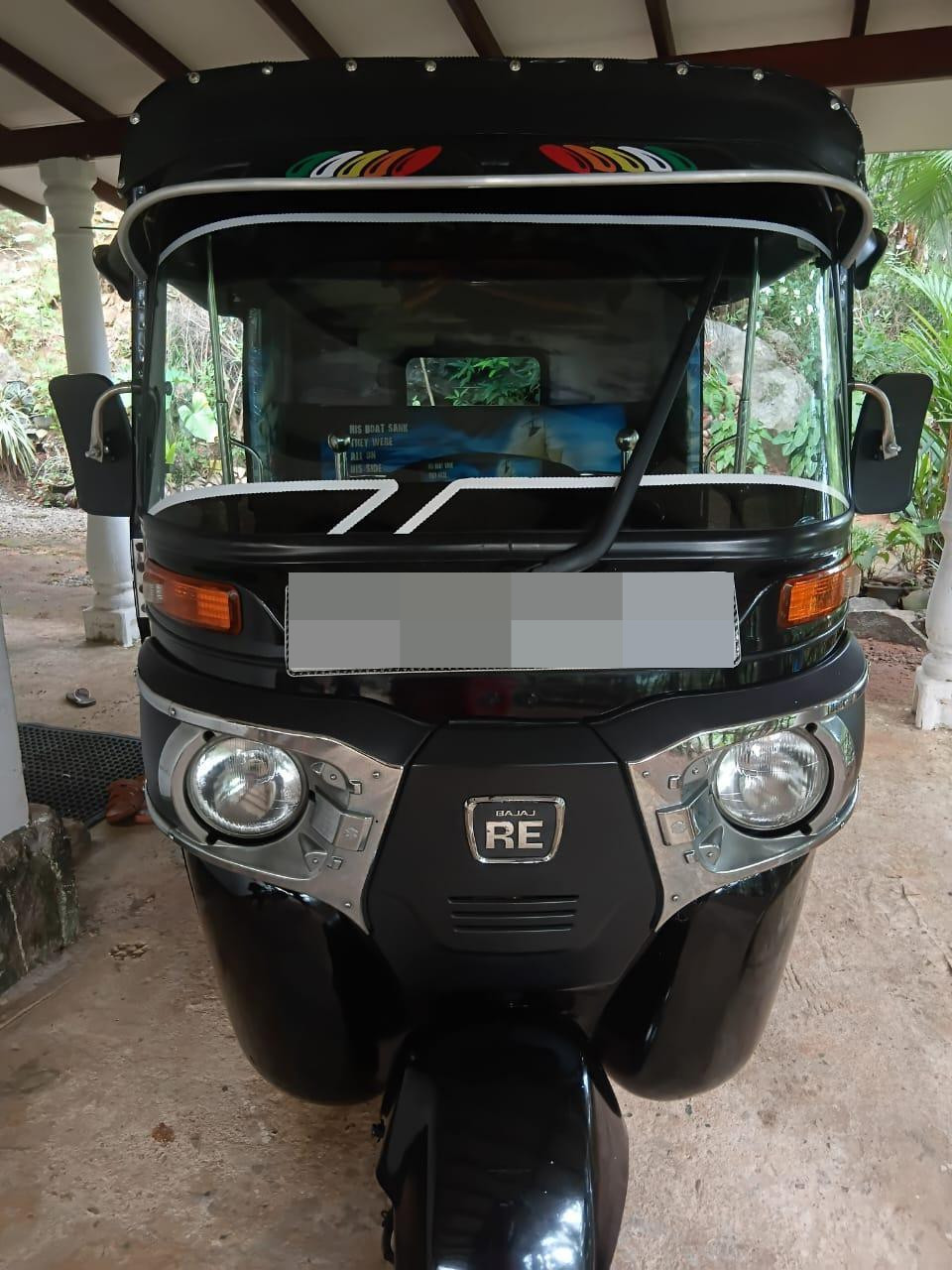 Bajaj Three Wheel 2014 ads-image-1
