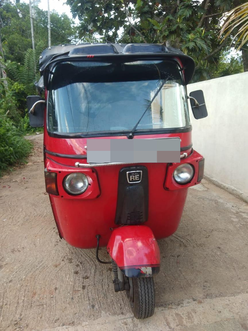 Bajaj Three Wheel 2013 - பயன்படுத்தப்பட்டது முச்சக்கர வண்டி sale in Sri Lanka - patpat.lk