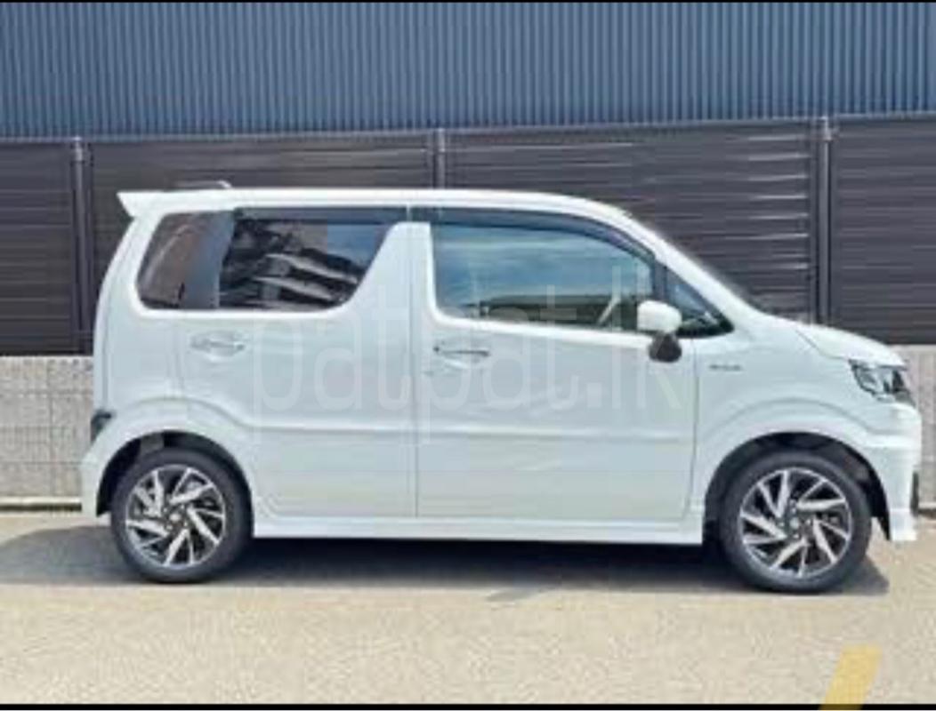 Advertisement image 3