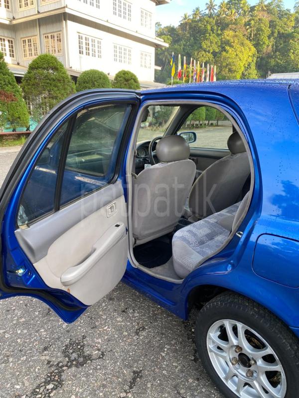 Nissan March 2001 - பயன்படுத்தப்பட்டது கார் sale in Sri Lanka - patpat.lk