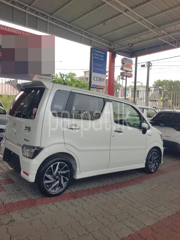 Advertisement image 3