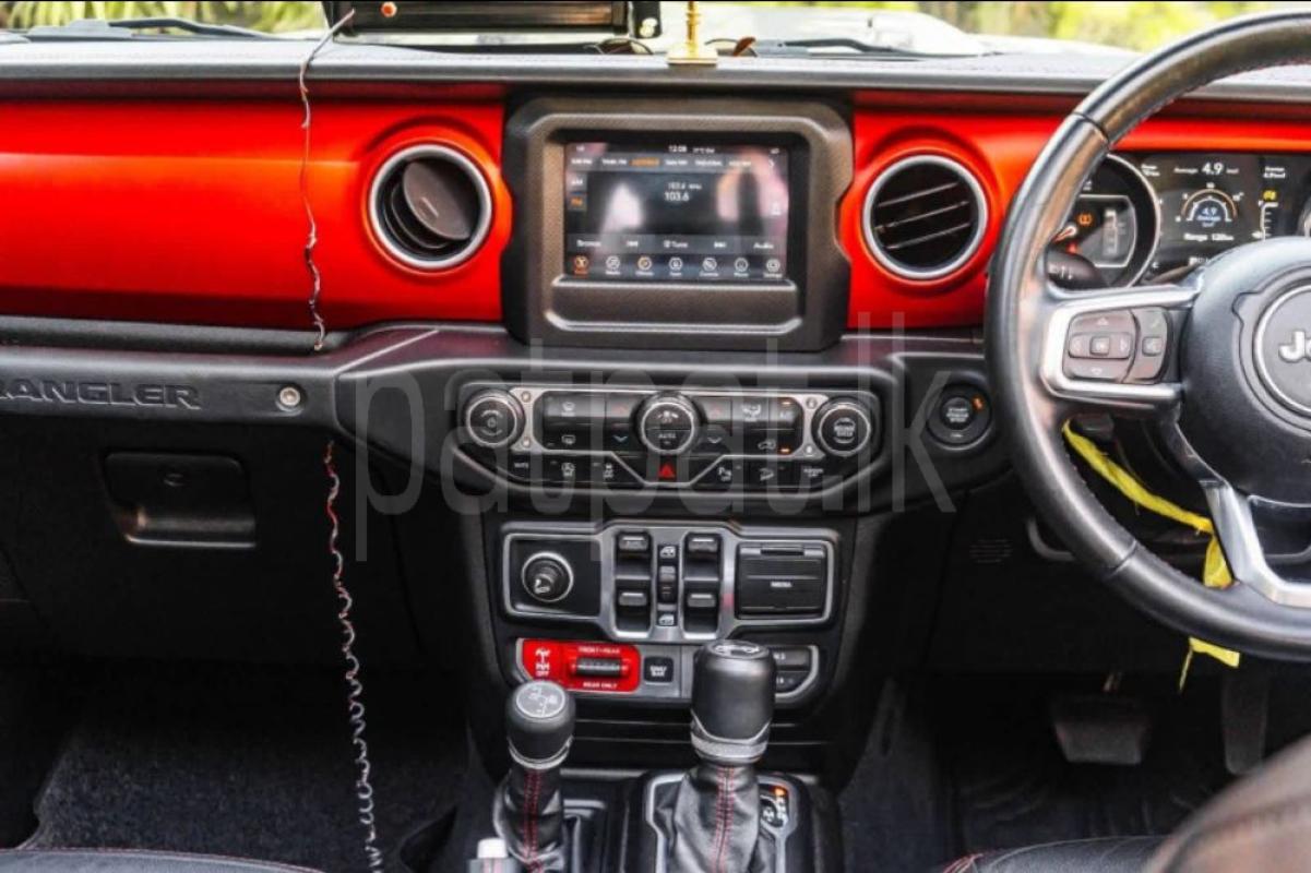 Advertisement image 4