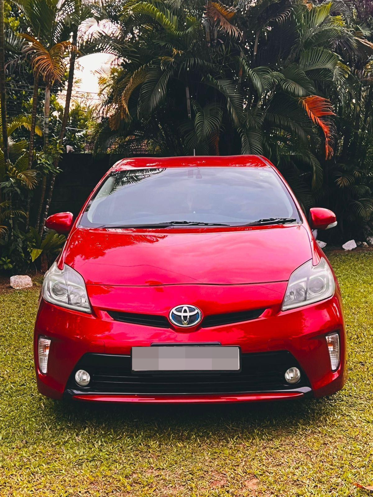 Toyota Prius 2012 - Used Car sale in Sri Lanka - patpat.lk