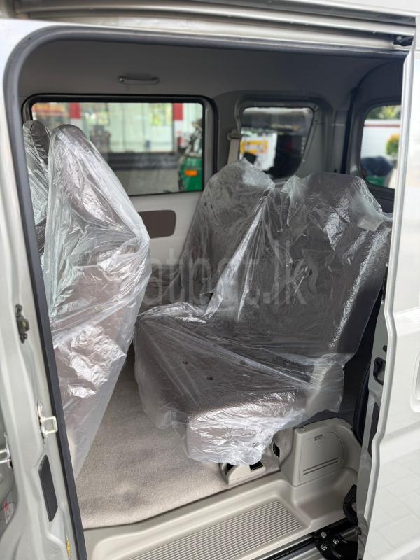 Advertisement image 5