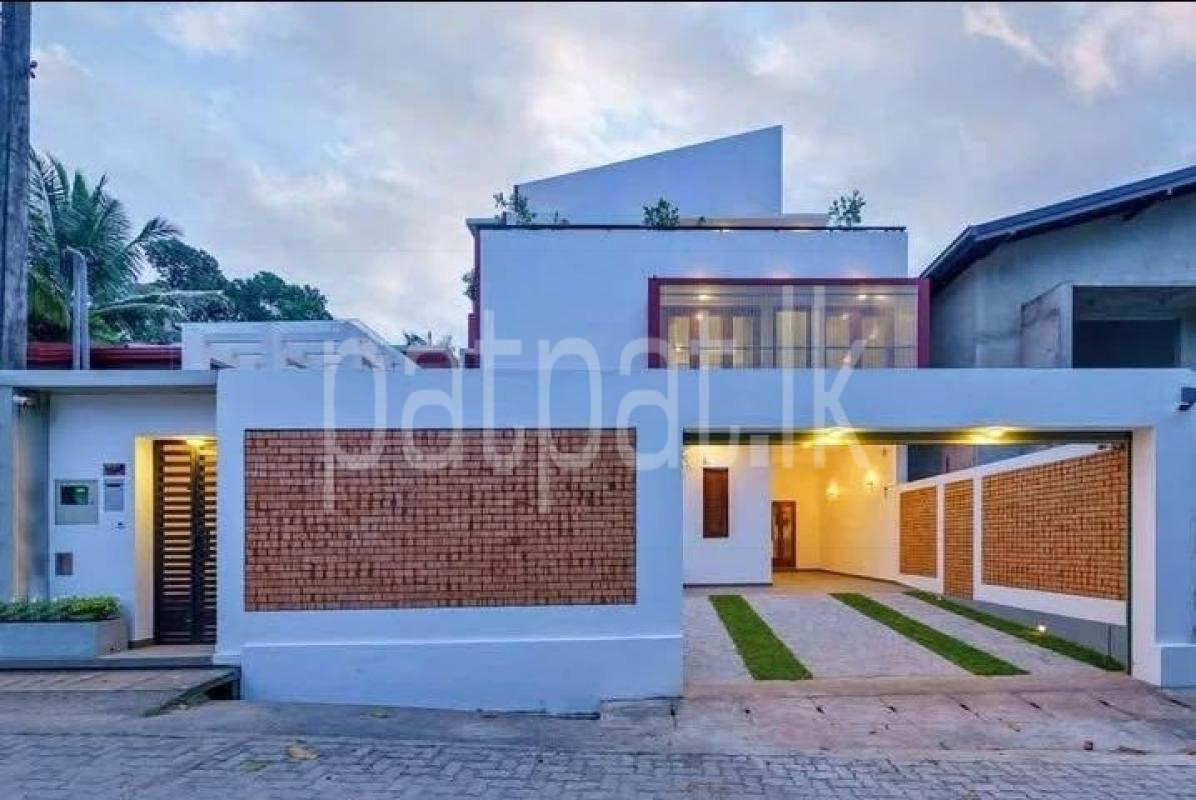 Advertisement image 1