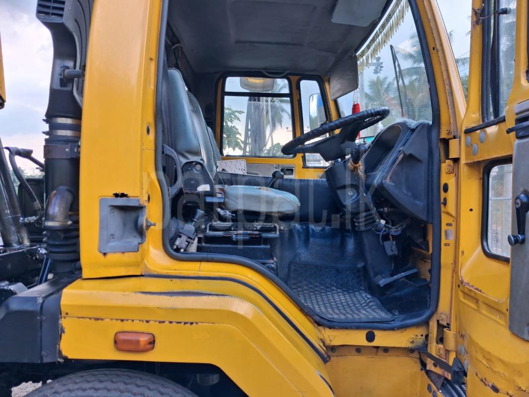 Advertisement image 3