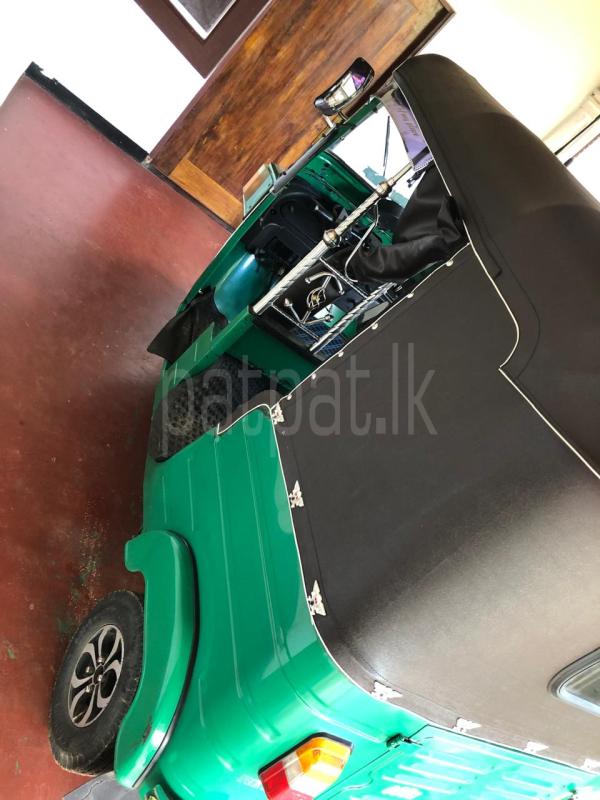 Bajaj 4 stroke 2012 - மறுசீரமைக்கப்பட்டது முச்சக்கர வண்டி sale in Sri Lanka - patpat.lk