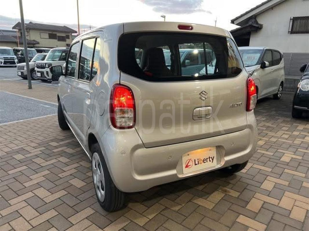 Advertisement image 6