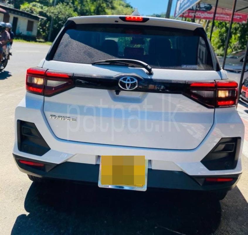 Toyota Raize 2023 - භාවිතා කරන ලද SUV රථය sale in Sri Lanka - patpat.lk