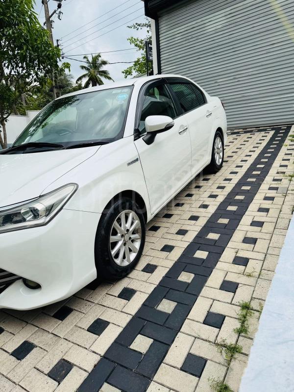 Toyota Axio 2015 - பயன்படுத்தப்பட்டது கார் sale in Sri Lanka - patpat.lk
