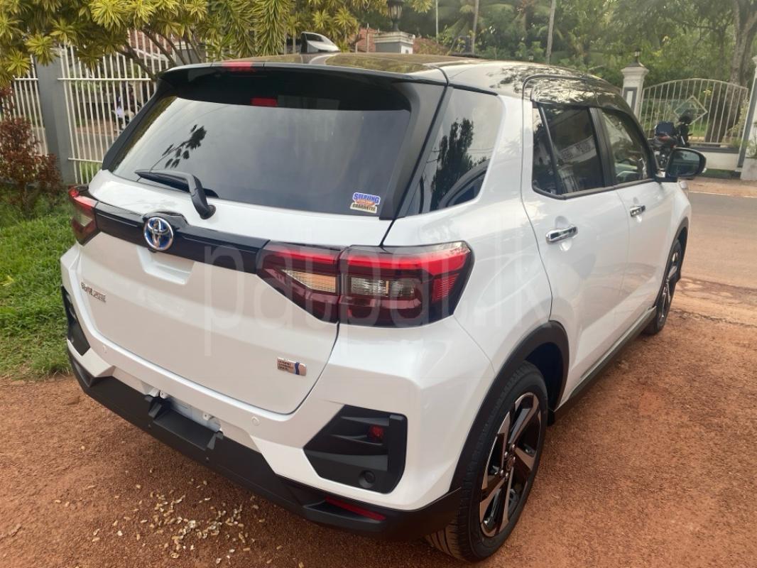 Advertisement image 6