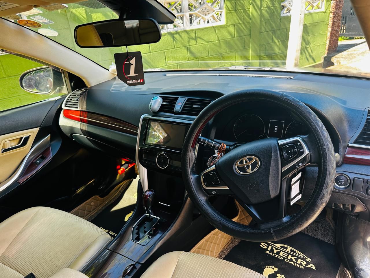 Toyota Allion 2016 - භාවිතා කරන ලද කාර් sale in Sri Lanka - patpat.lk