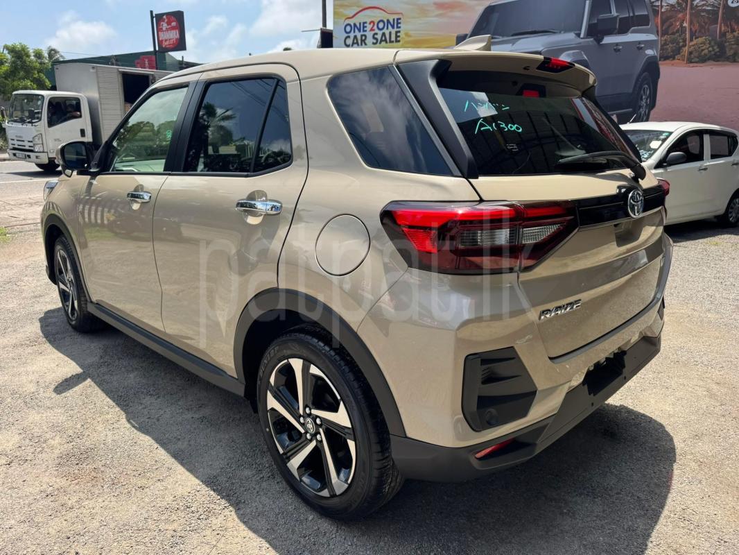 Advertisement image 6