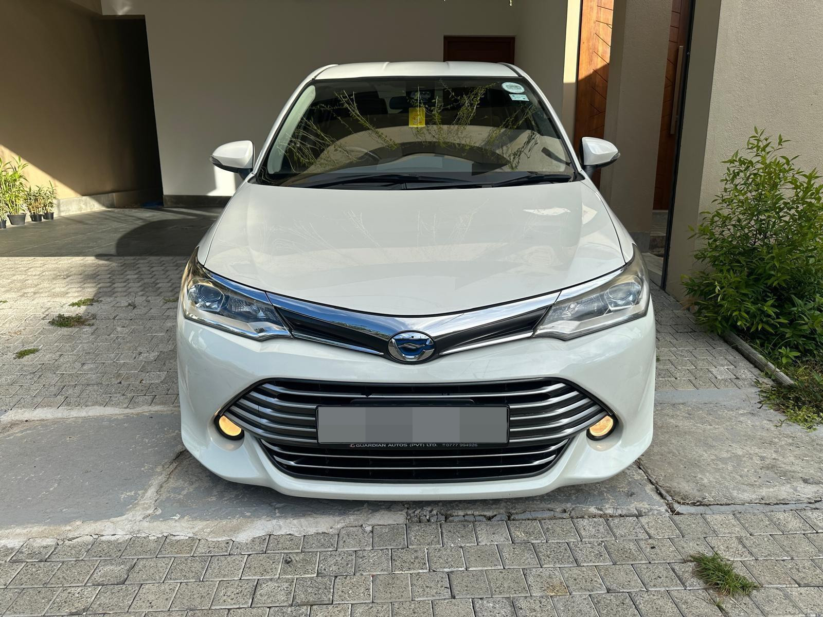 Toyota Axio 2016 - Used Car sale in Sri Lanka - patpat.lk