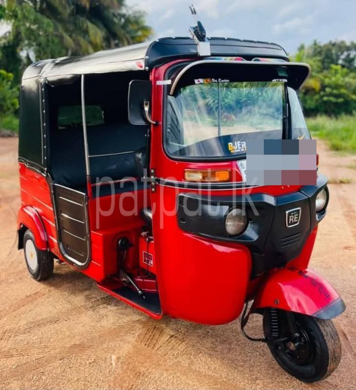 Bajaj 4 stroke 2015 - பயன்படுத்தப்பட்டது முச்சக்கர வண்டி sale in Sri Lanka - patpat.lk