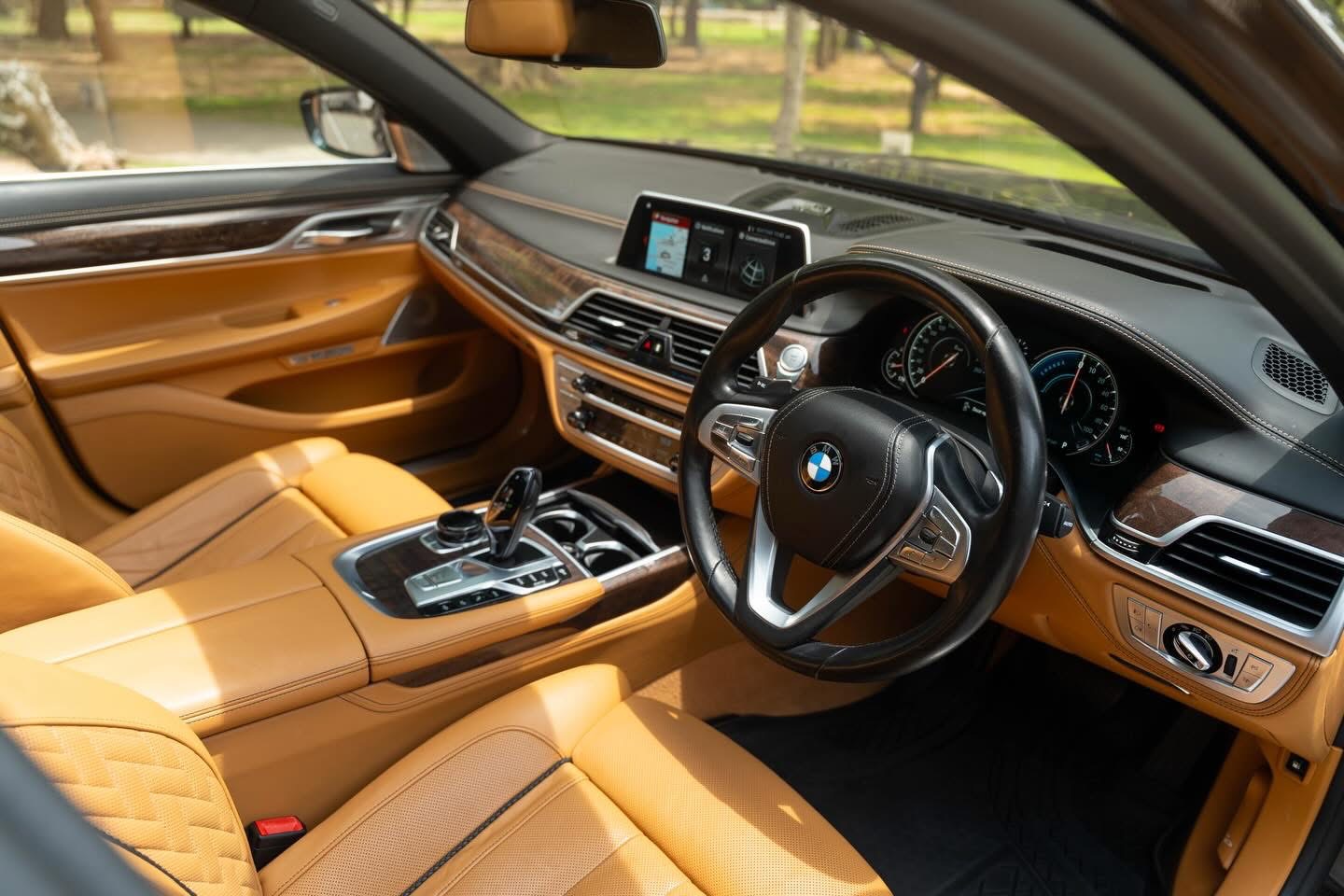 BMW 740Le 2018 - பயன்படுத்தப்பட்டது கார் sale in Sri Lanka - patpat.lk