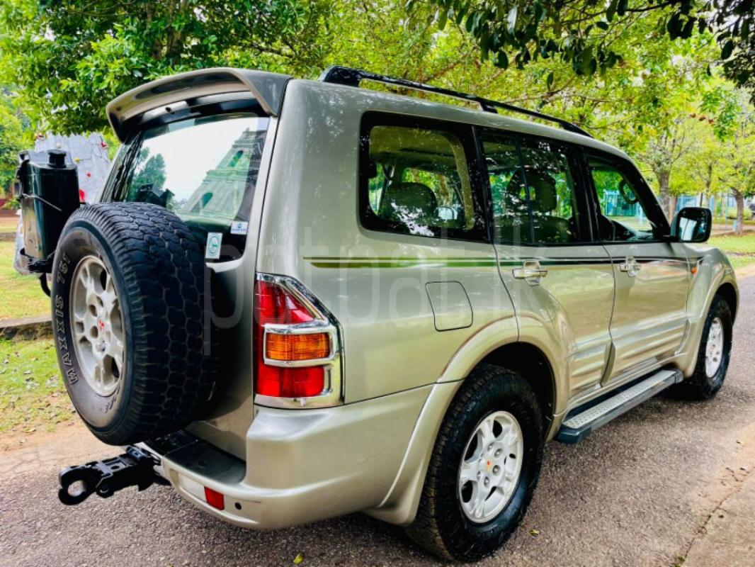 Advertisement image 6