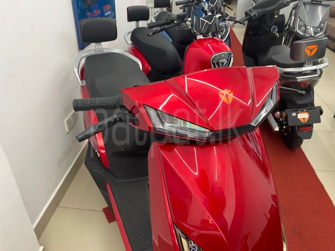 Advertisement image 4