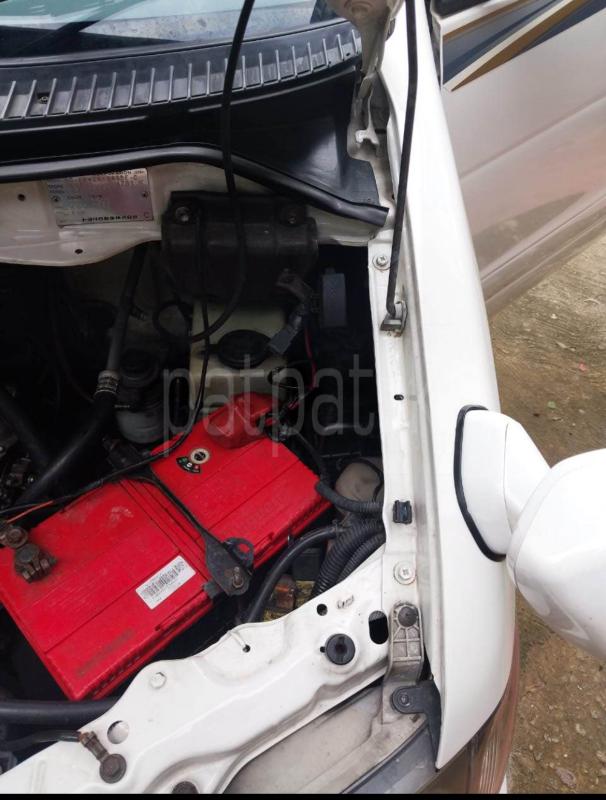 Toyota Noah 2001 - பயன்படுத்தப்பட்டது வேன் sale in Sri Lanka - patpat.lk