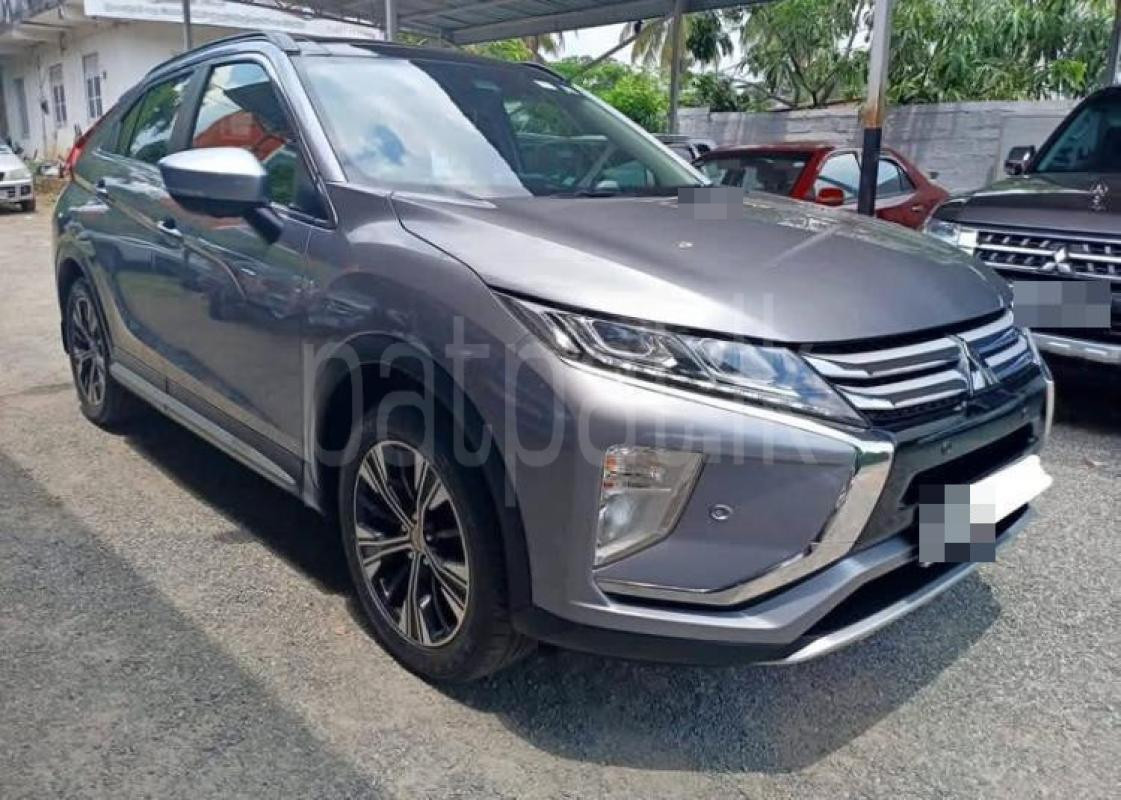 Mitsubishi ECLIPE 2018 - Used SUV sale in Sri Lanka - patpat.lk