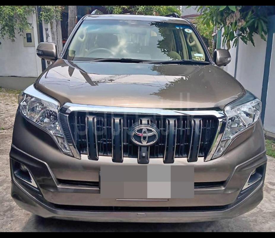 Toyota PRADO 2015 - பயன்படுத்தப்பட்டது SUV sale in Sri Lanka - patpat.lk
