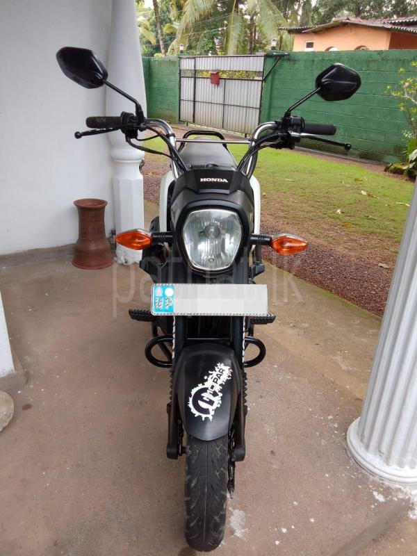 Advertisement image 1