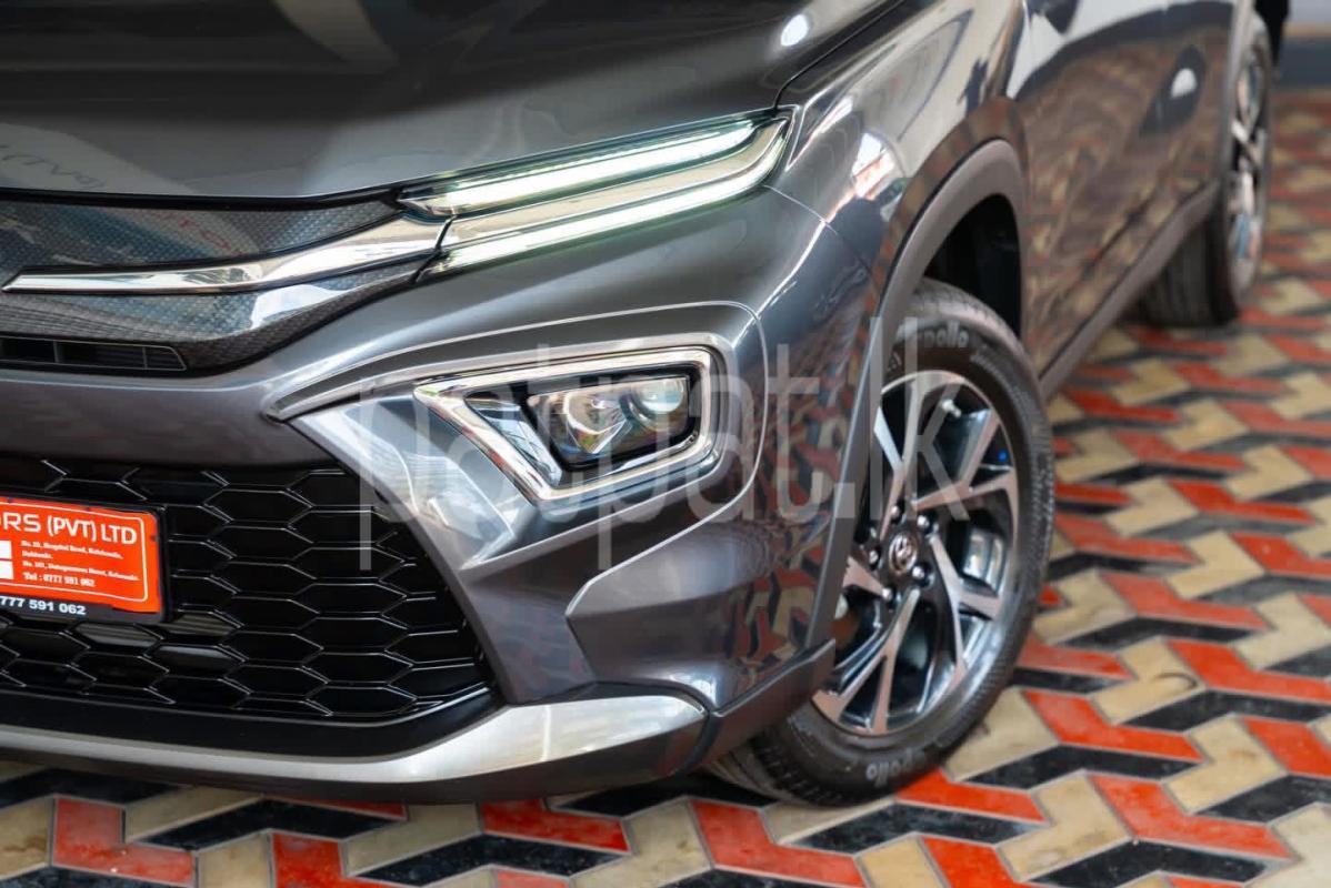 Advertisement image 3