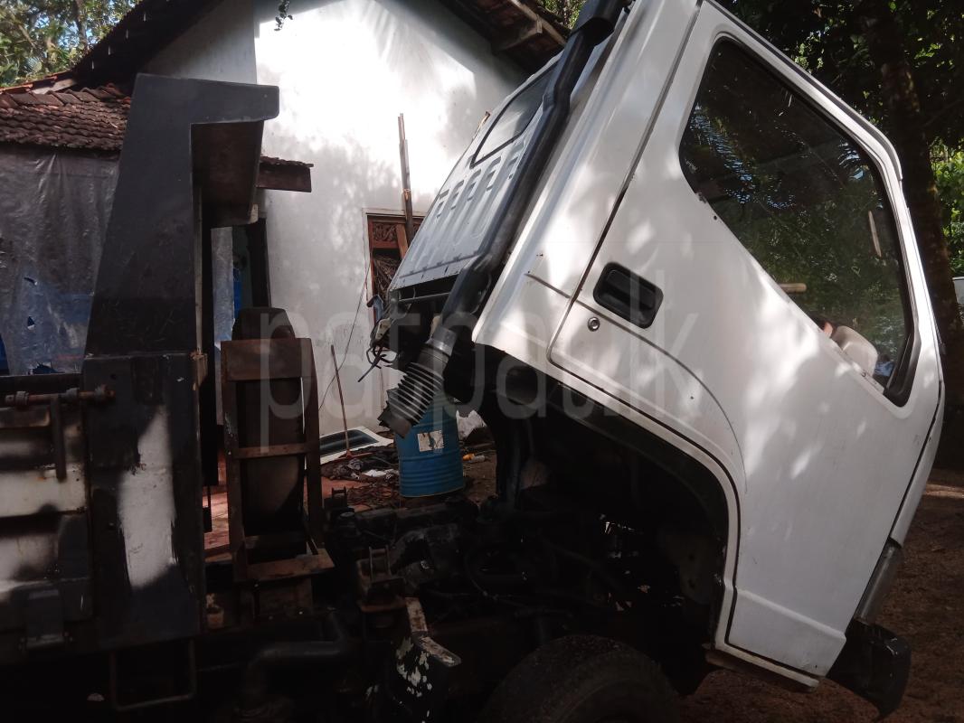 Advertisement image 4