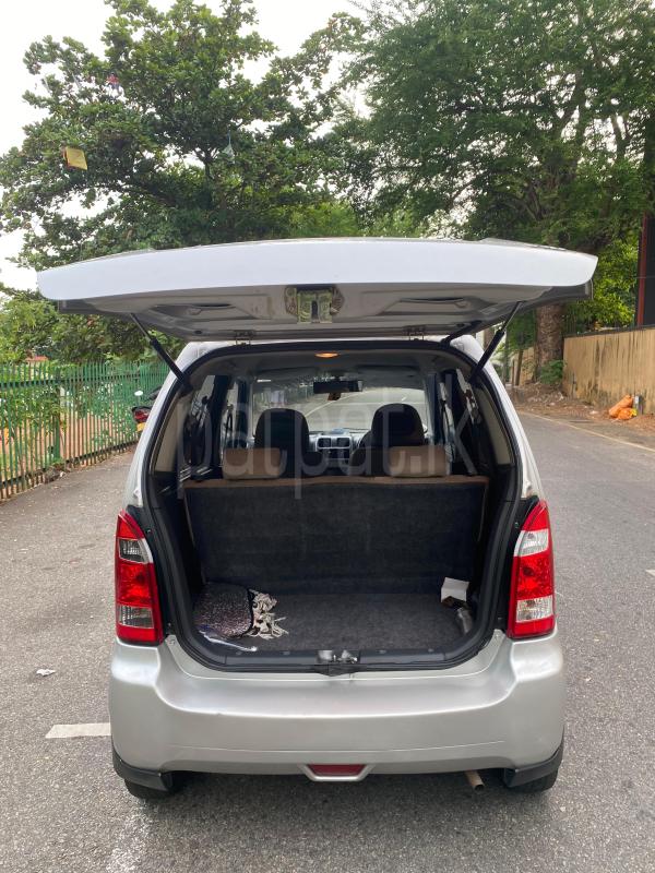 Advertisement image 6