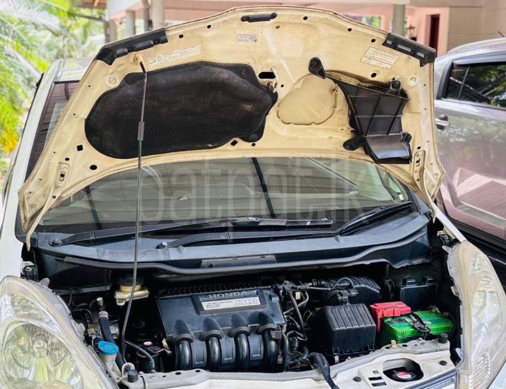 Advertisement image 1