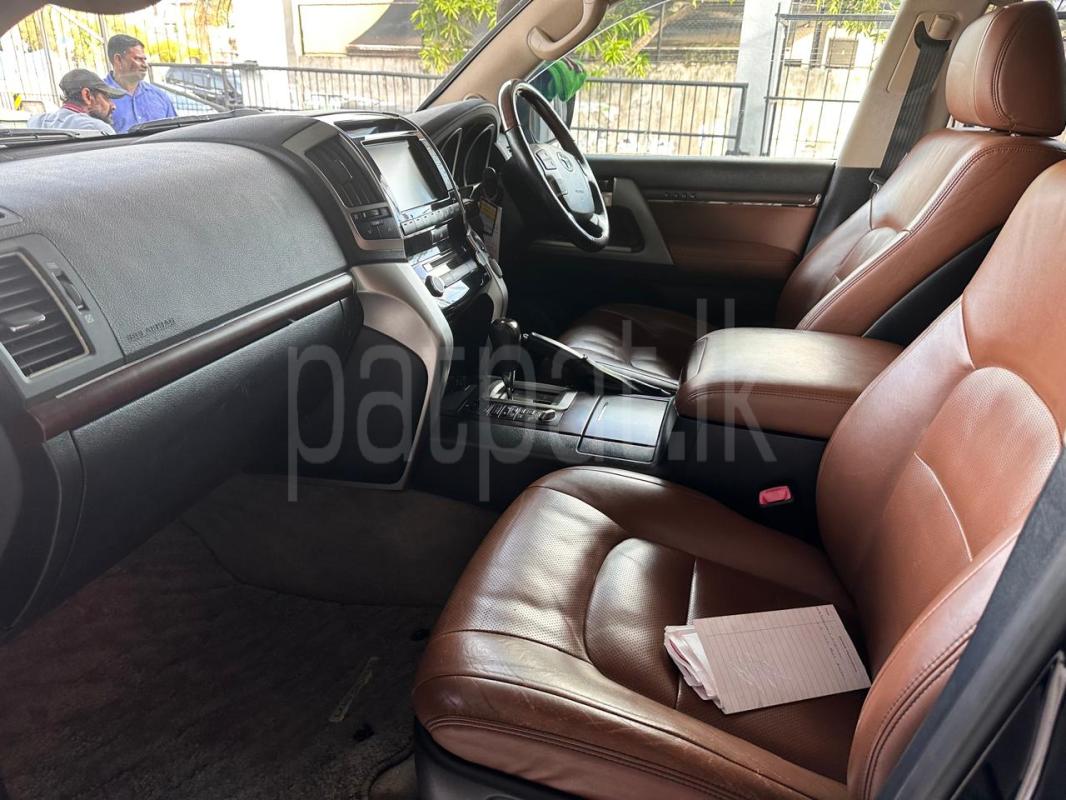 Advertisement image 4