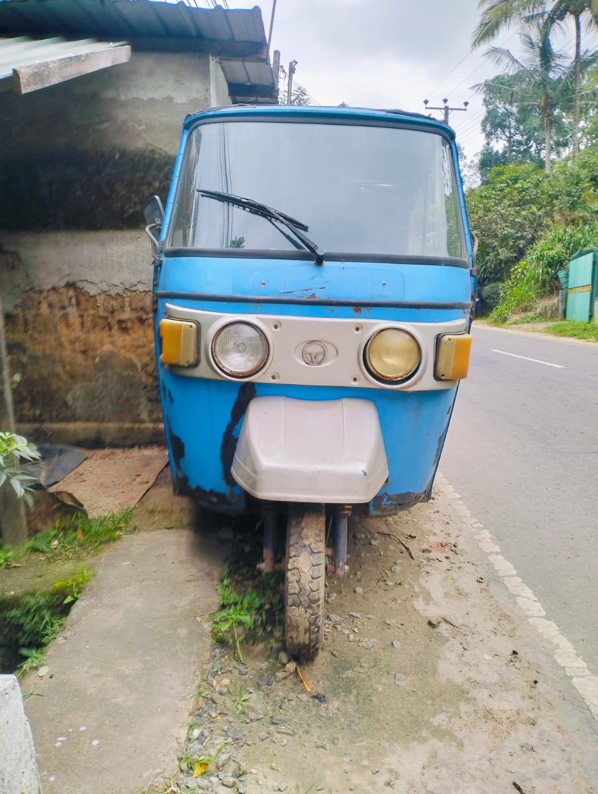 Piaggio Ape Mini 2011 - Used Three wheeler sale in Sri Lanka - patpat.lk