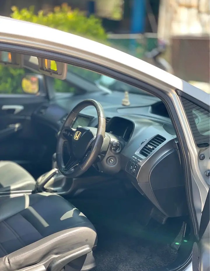 Honda Civic 2010 - Used Car sale in Sri Lanka - patpat.lk