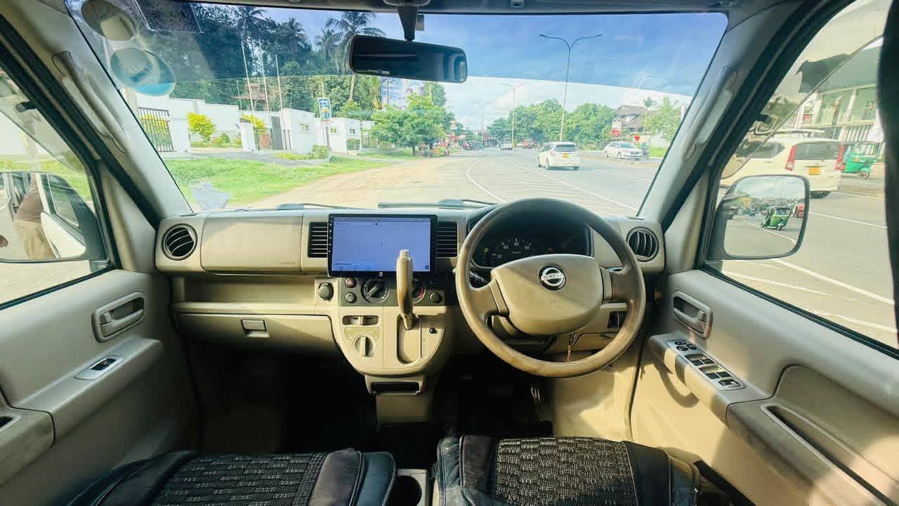 Nissan Clipper 2014 - பயன்படுத்தப்பட்டது வேன் sale in Sri Lanka - patpat.lk