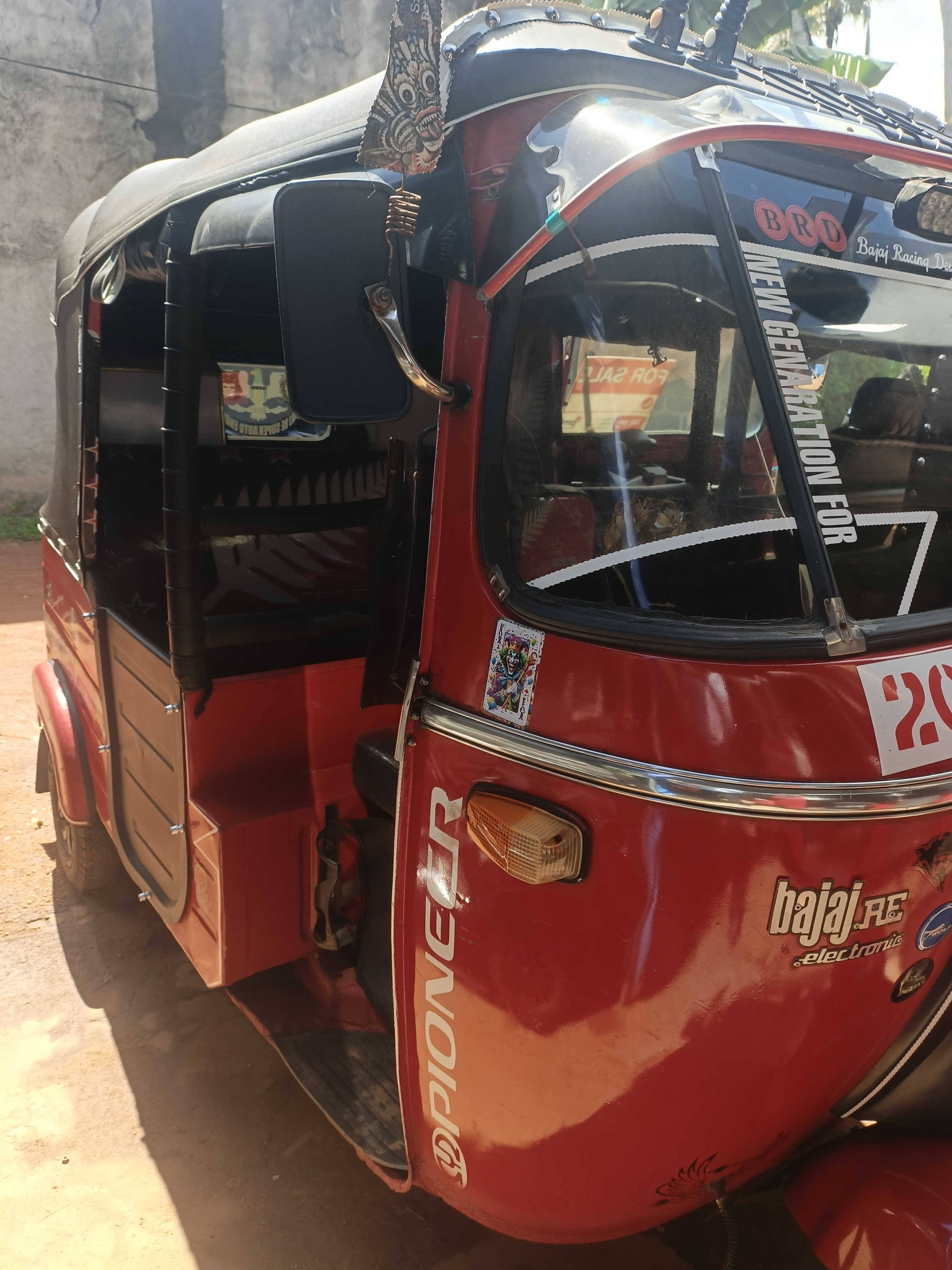 Bajaj 2 stroke 2000 - பயன்படுத்தப்பட்டது முச்சக்கர வண்டி sale in Sri Lanka - patpat.lk