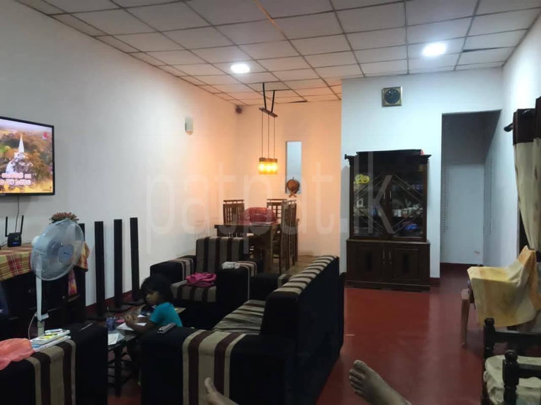 House for Sale in Habarakada ads-image-1