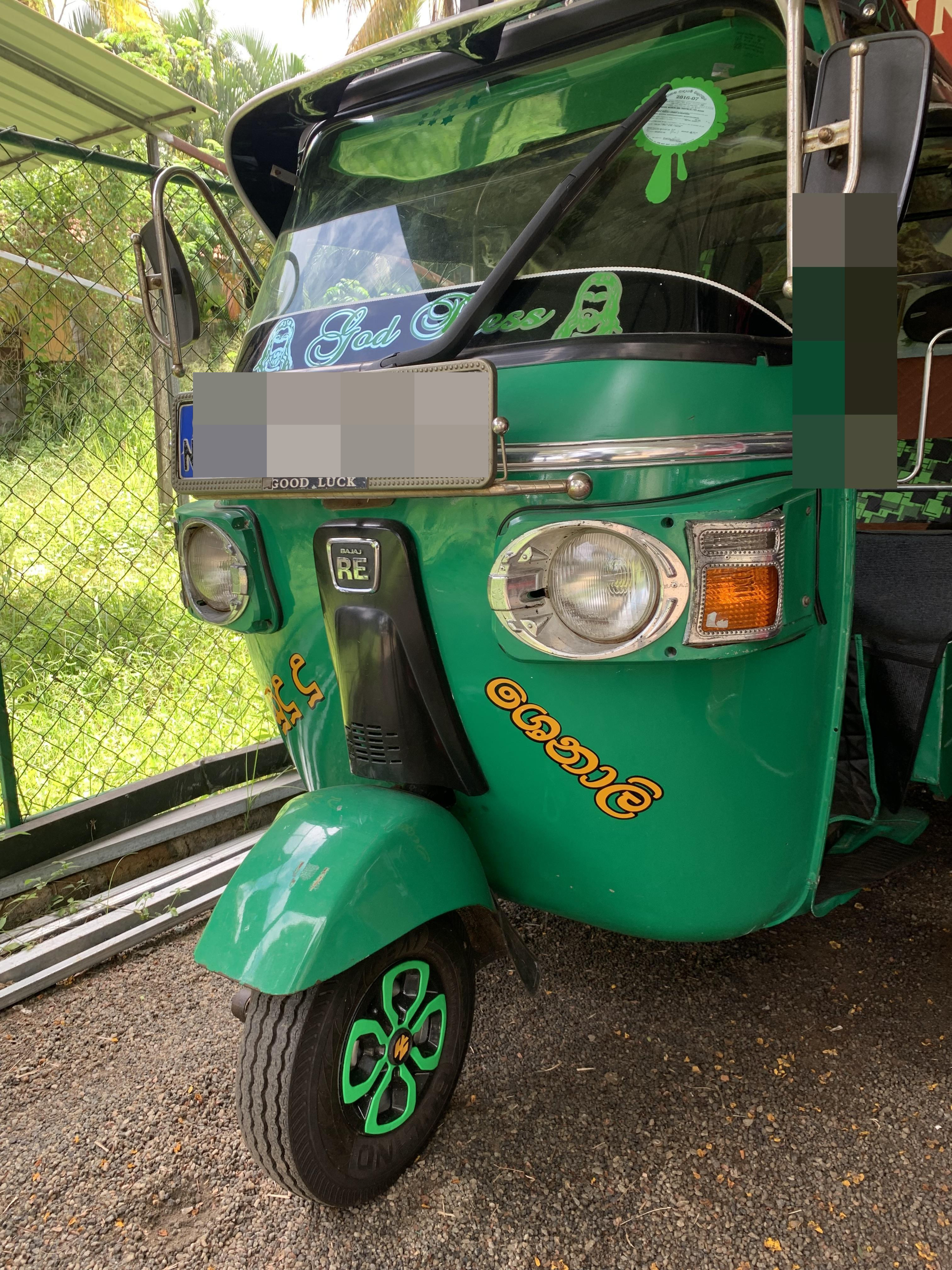 Bajaj Three Wheel 2012 - பயன்படுத்தப்பட்டது முச்சக்கர வண்டி sale in Sri Lanka - patpat.lk