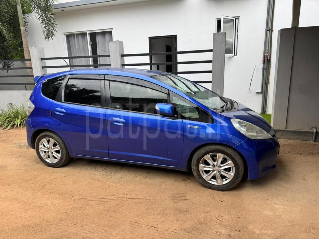 Advertisement image 3