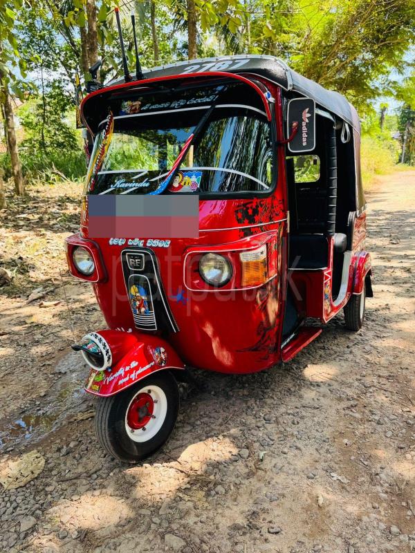 Bajaj Three Wheel 2014 - භාවිතා කරන ලද ත්‍රිරෝද රථය sale in Sri Lanka - patpat.lk