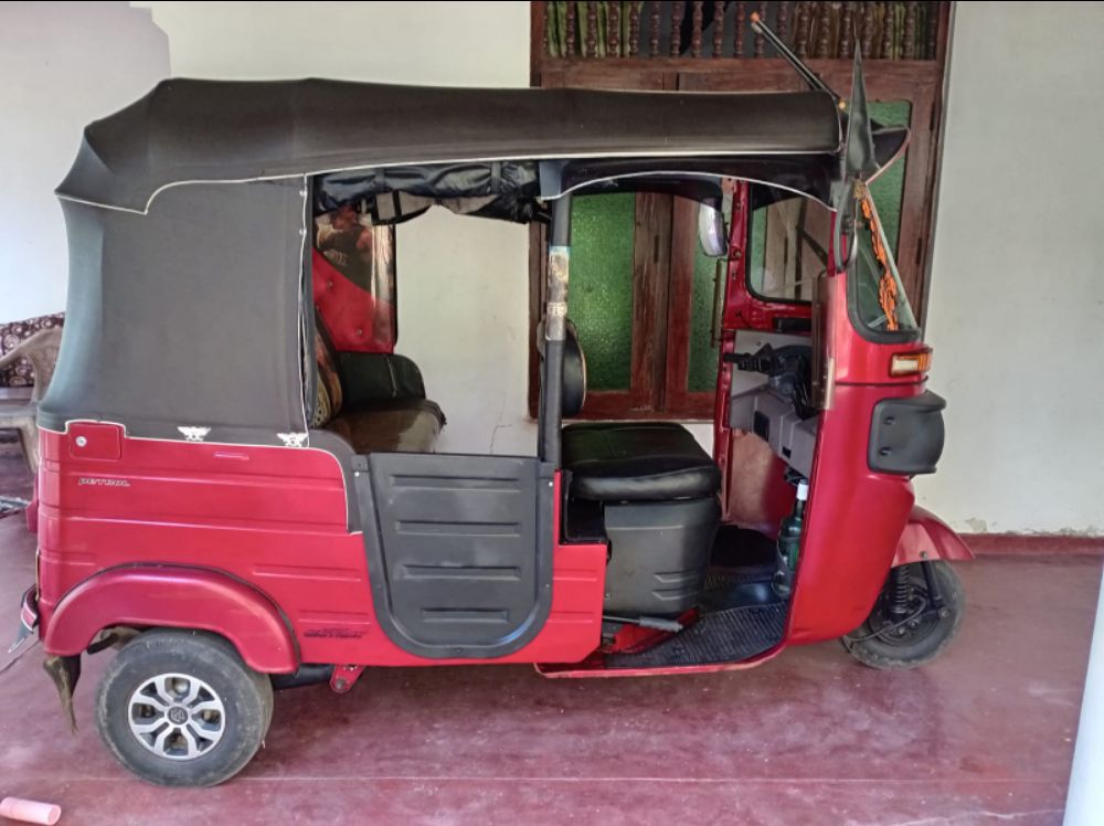 Bajaj Three Wheel 2016 - Used Three wheeler sale in Sri Lanka - patpat.lk