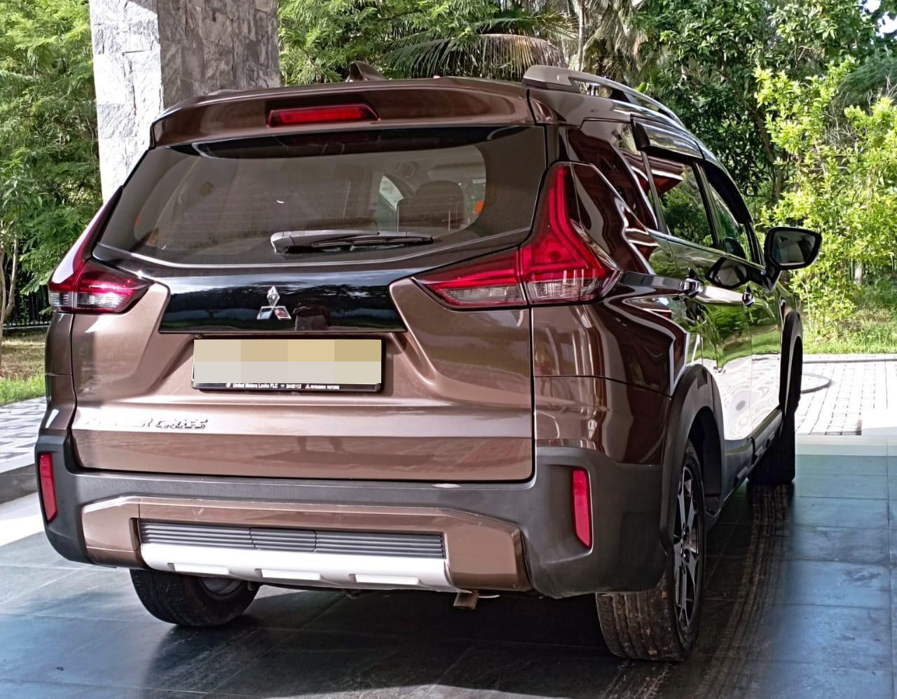 Mitsubishi Xpander Cross 2020 - பயன்படுத்தப்பட்டது SUV sale in Sri Lanka - patpat.lk